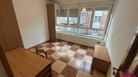 Foto 3 de Apartament en venda a La Vega - La Sal, León Capital