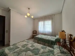 Dormitori de Casa o xalet en venda en La Puebla de Híjar amb Aire condicionat, Calefacció i Jardí privat