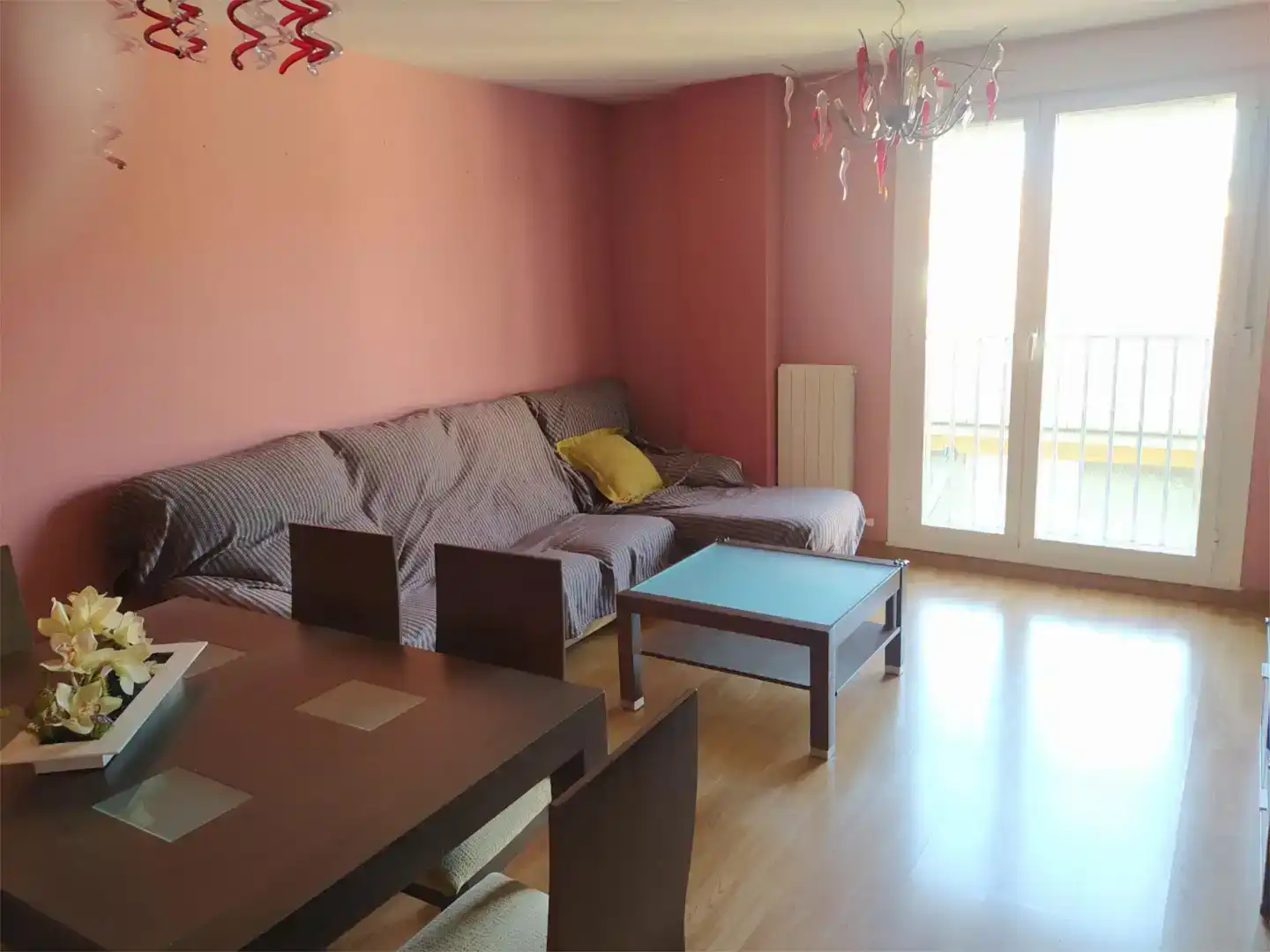 Sala d'estar de Pis en venda en Guijuelo amb Aire condicionat i Balcó