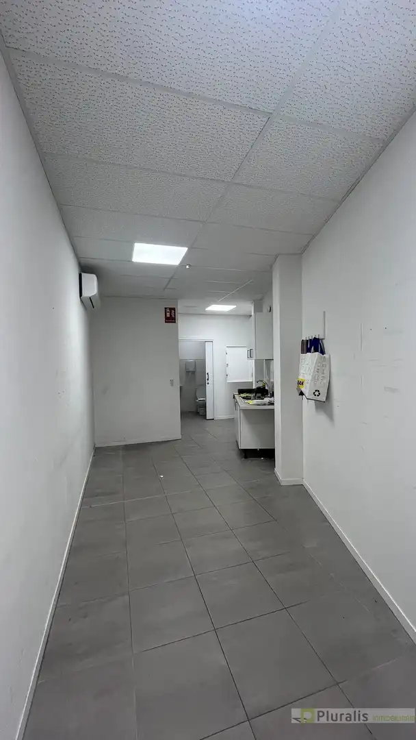Local de lloguer en Illescas amb Aire condicionat
