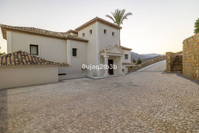 Casa-chalet en Venta en Montemayor - Marbella Club