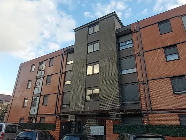 Photo 1 of Flat for sale in Calle Concha Espina, 1003, Los Corrales de Buelna , Cantabria