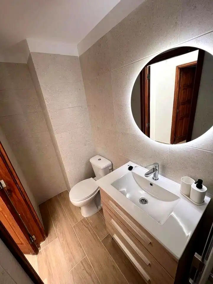 Badezimmer von Wohnung zur untervermieten in San Cristóbal de la Laguna mit Möbliert und Balkon
