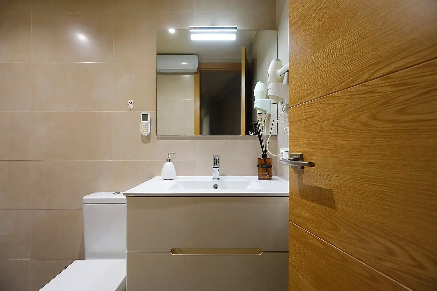 Badezimmer von Wohnung zum Verkauf in Irun  mit Heizung und Terrasse