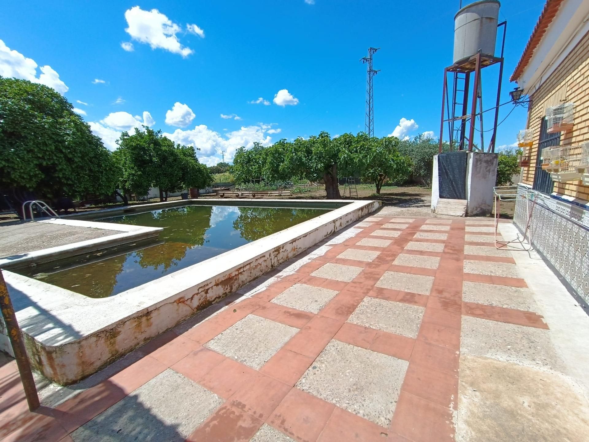 Swimming pool of Country house for sale in  Córdoba Capital  with Air Conditioner, Heating and Swimming Pool