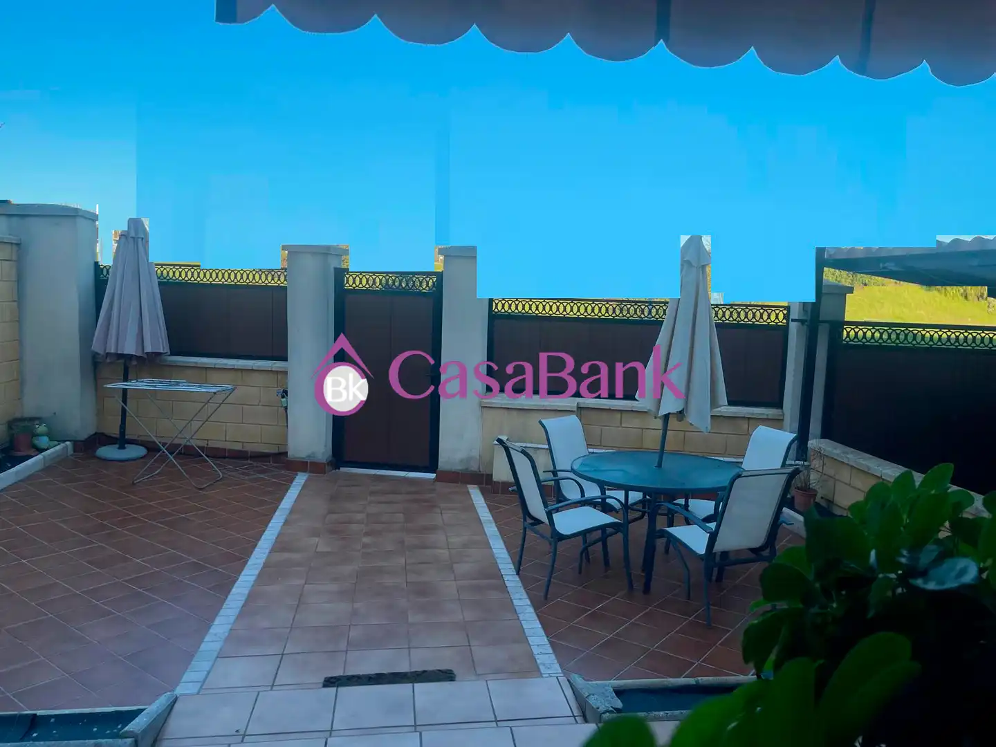 Terrace of Houses for sale in Córdoba  with Heating, Swimming Pool and Furnished