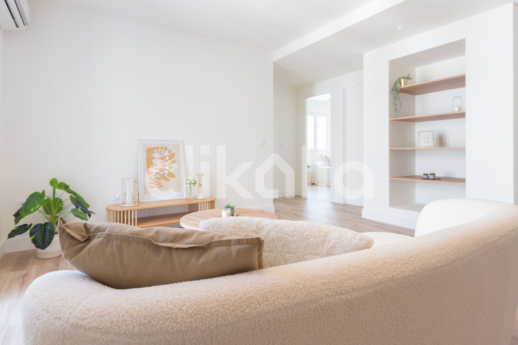 Living room of Flat for sale in  Sevilla Capital  with Air Conditioner, Heating and Storage room