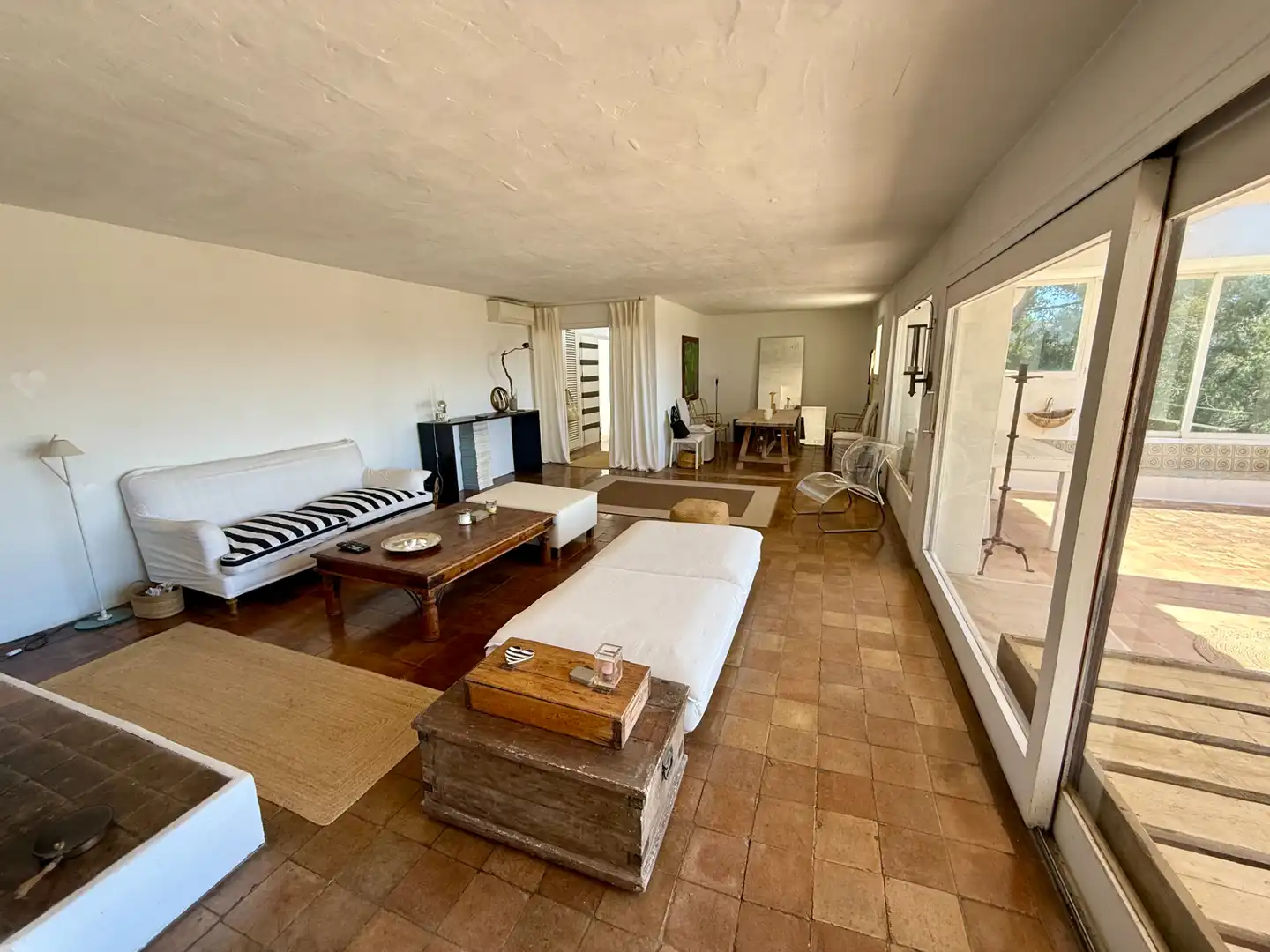 Living room of Country homes for sale in Santa Eulària des Riu  with Air Conditioner, Heating and Private garden