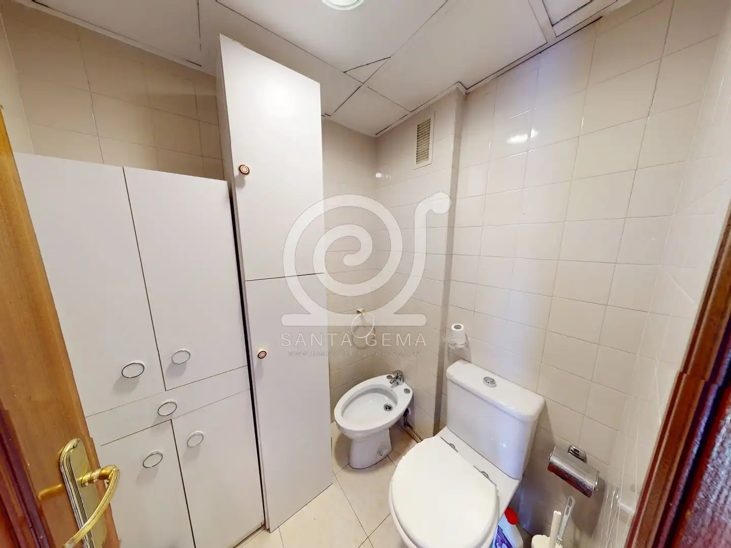 Bathroom of Flat for sale in A Coruña Capital   with Heating, Storage room and Furnished