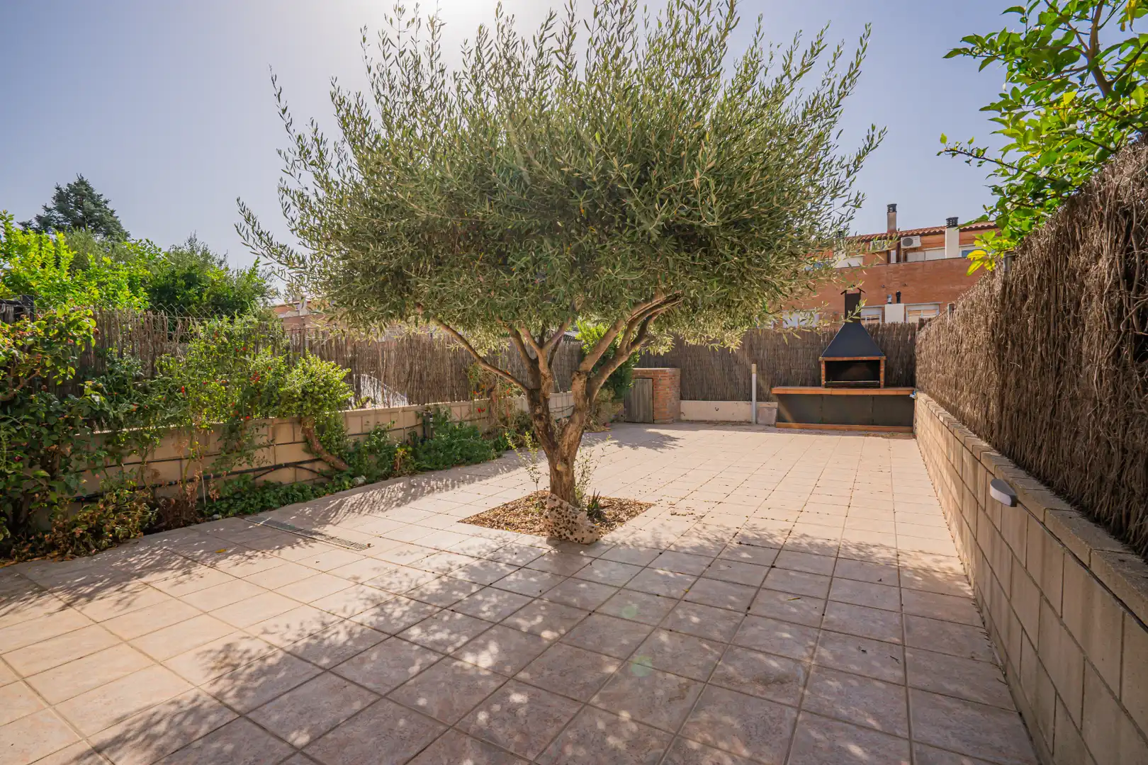 Terrassa de Casa adosada en venda en Castellar del Vallès amb Aire condicionat, Calefacció i Jardí privat