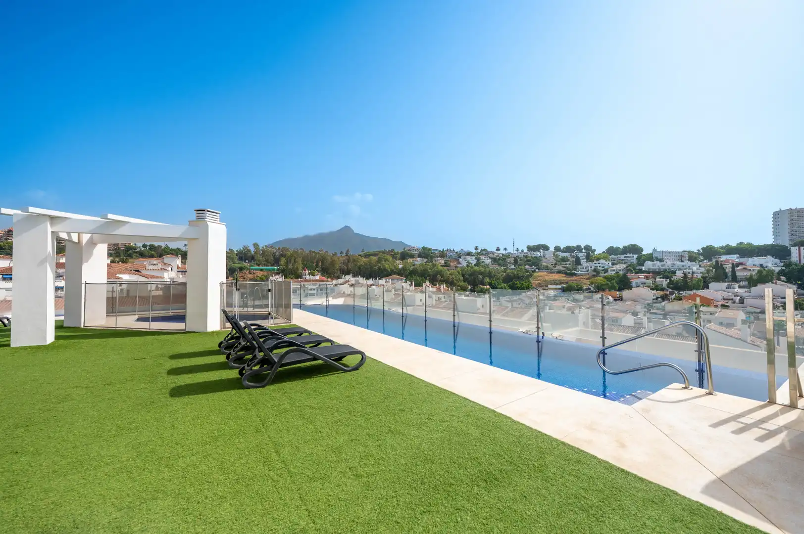 Apartamento de alquiler en Nueva Andalucía centro