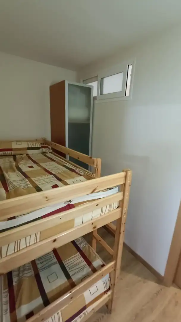 Schlafzimmer von Erdgeschoss zur Miete in Palamós mit Heizung, Terrasse und Balkon