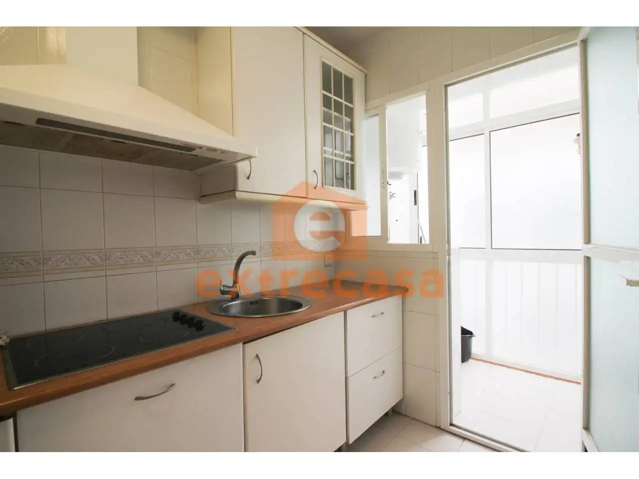 Cuina de Apartament en venda en Badajoz amb Aire condicionat i Terrassa