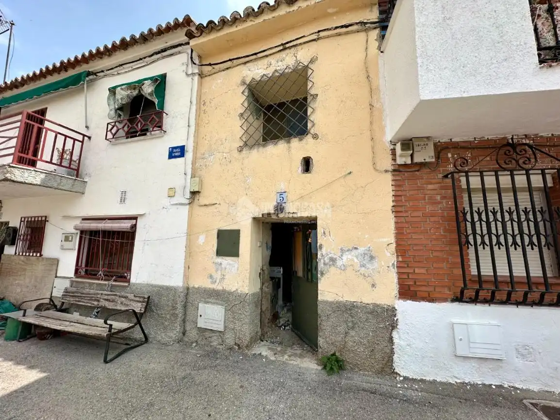 Vista exterior de Casa adosada en venta en Los Santos de la Humosa