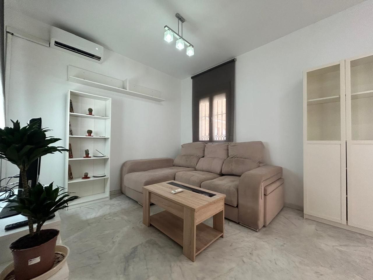 Sala d'estar de Pis en venda en Dos Hermanas