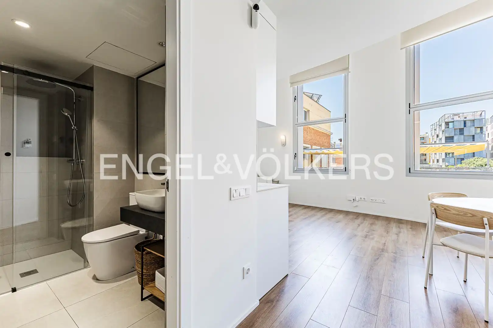 Balcony of Duplexes for rent in Barcelona  with Air Conditioner, Heating and Private garden