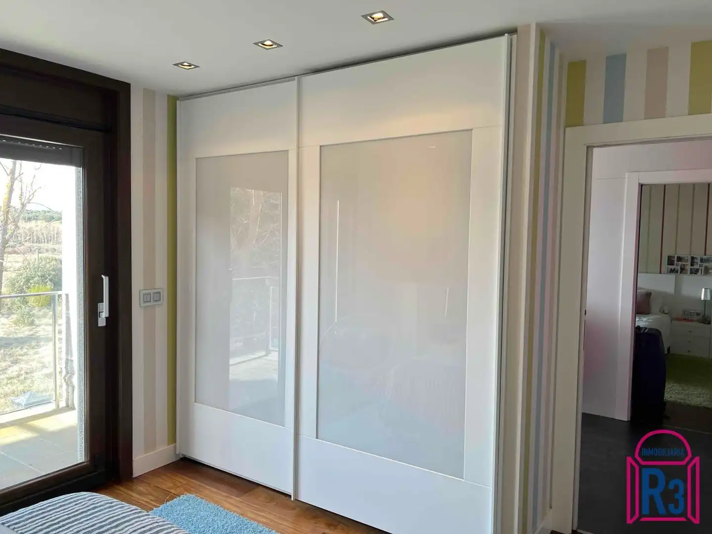Habitación de Casa o chalet en venta en Cuadros con Calefacción, Terraza y Piscina