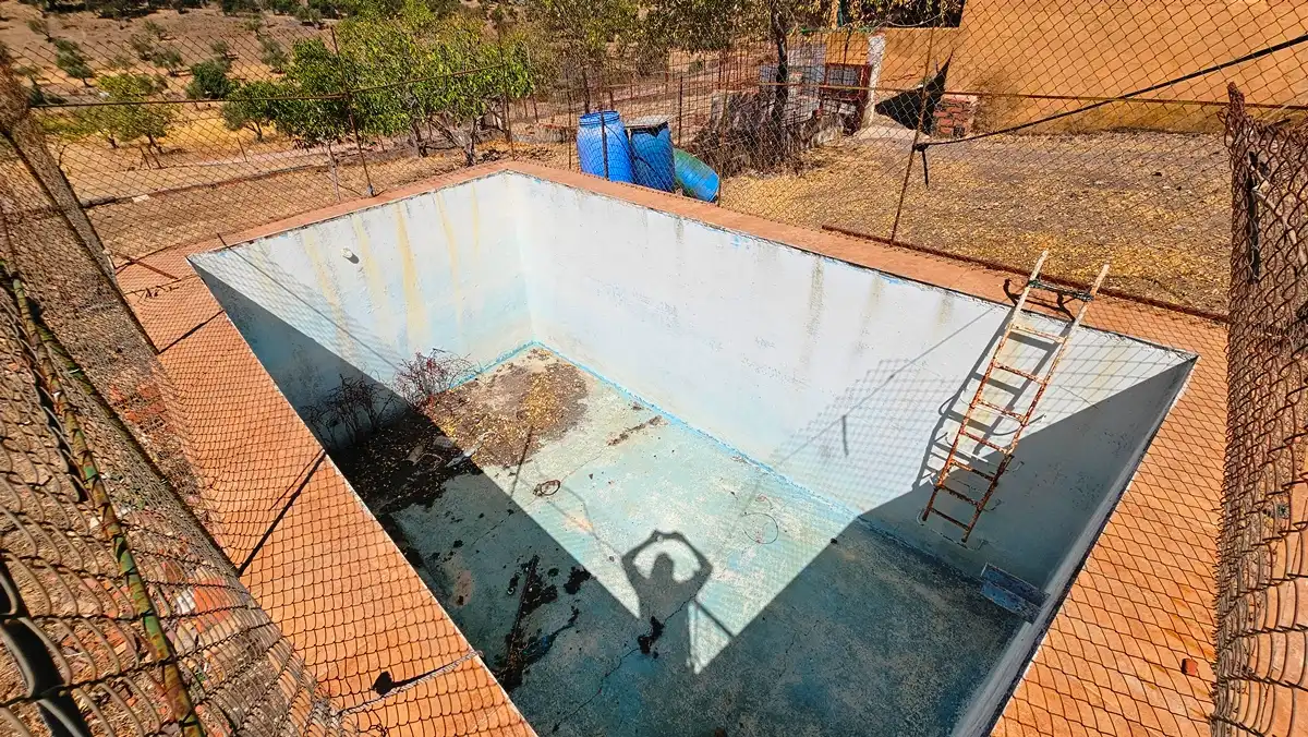 Piscina de Casa o xalet en venda en Cumbres Mayores amb Aire condicionat, Jardí privat i Terrassa