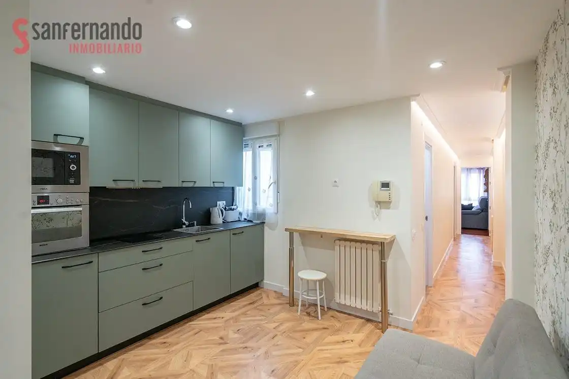 Cocina de Apartamento en venta en Santander con Calefacción, Parquet y Trastero