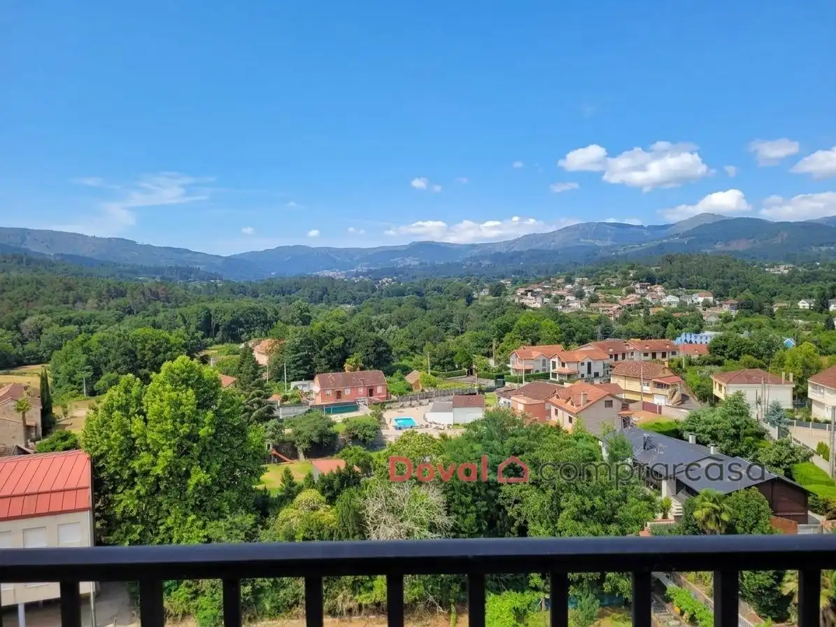 Piso con terraza en venta en Ponteareas, imagen 7