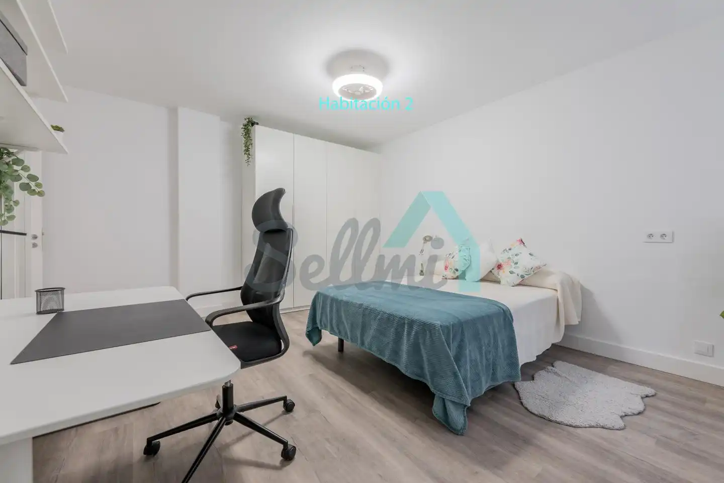 Habitación de Piso para compartir en Oviedo  con Calefacción y Amueblado