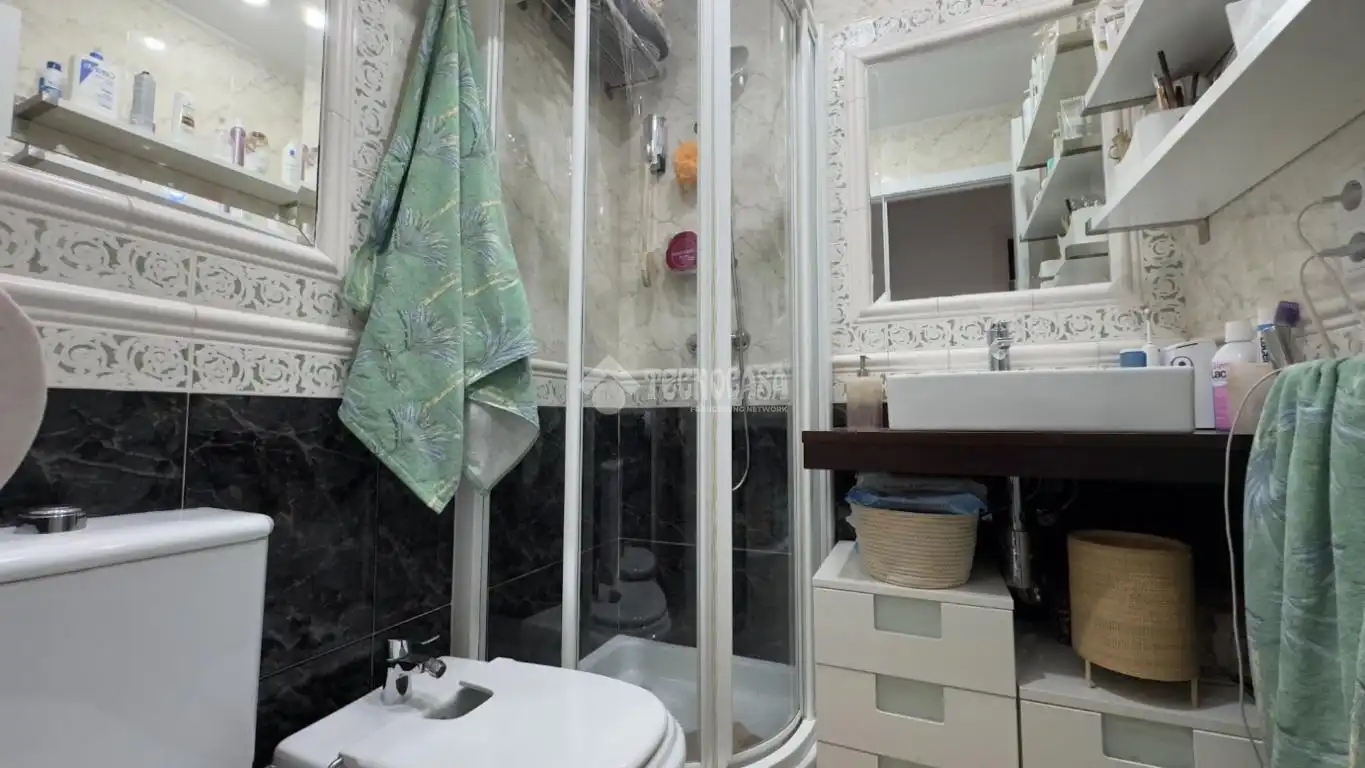 Baño de Piso en venta en Málaga