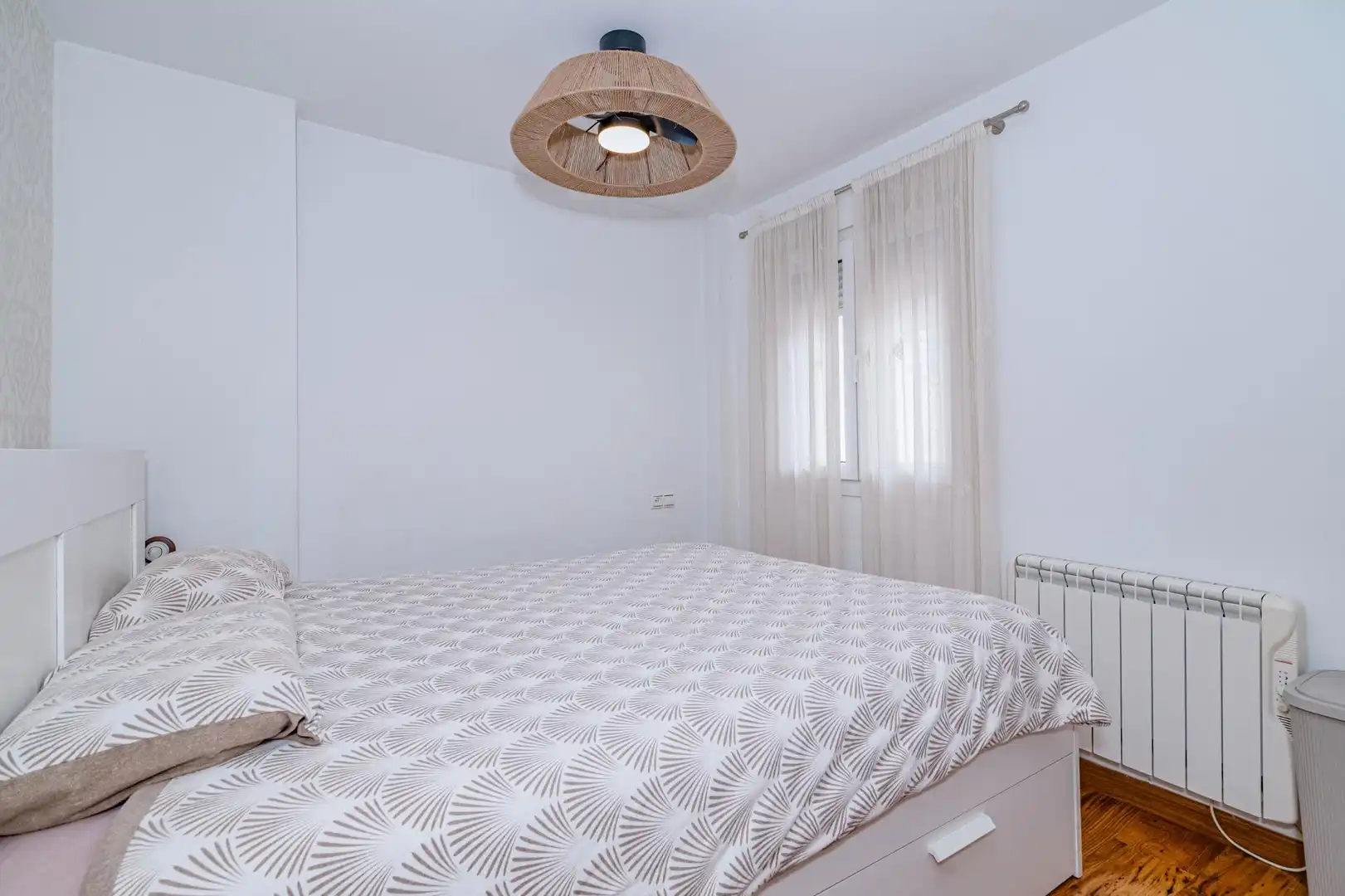 Habitación de Casa adosada en venta en Monachil