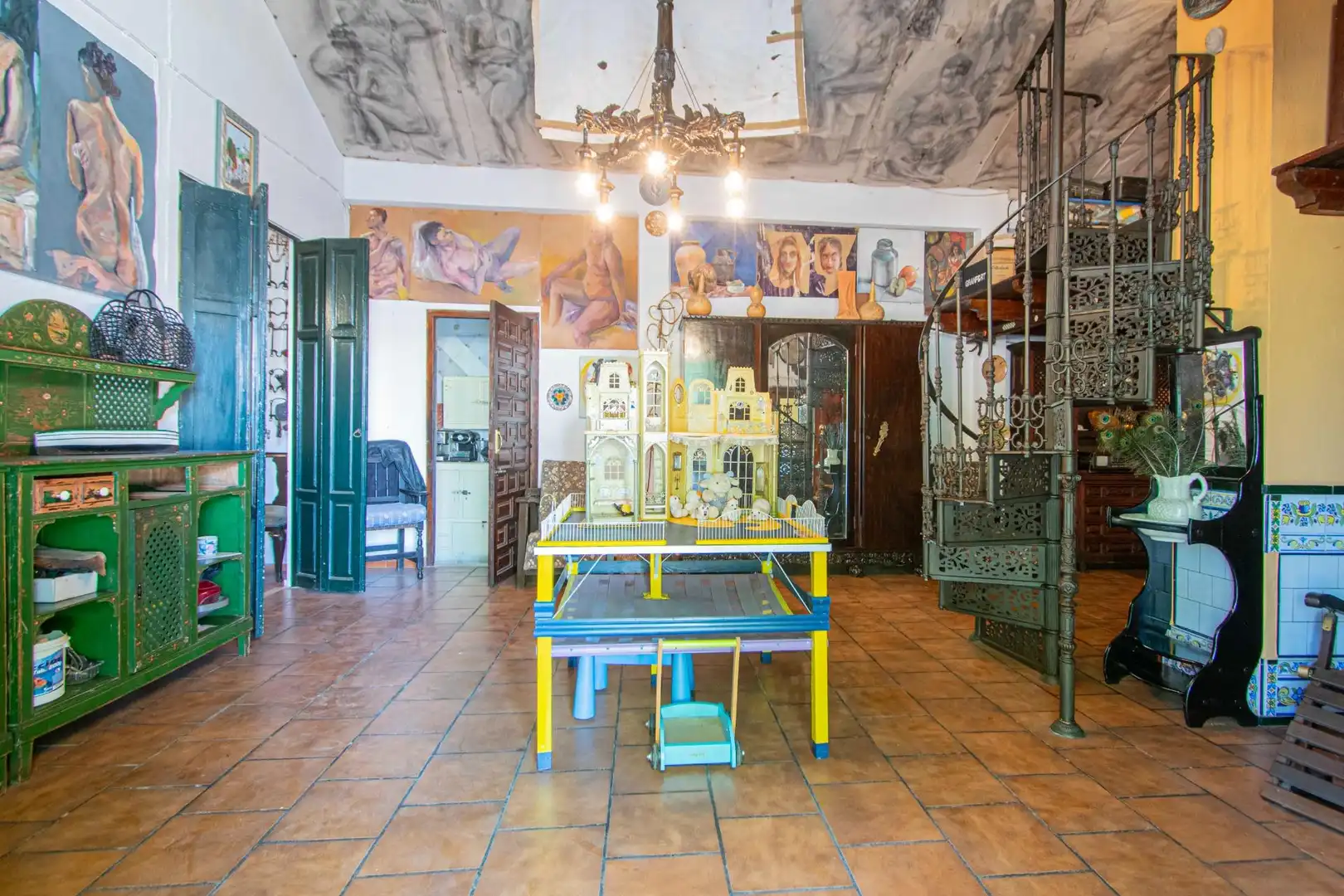 Country house zum Verkauf in Mairena del Aljarafe mit Terrasse, Schwimmbad und Balkon