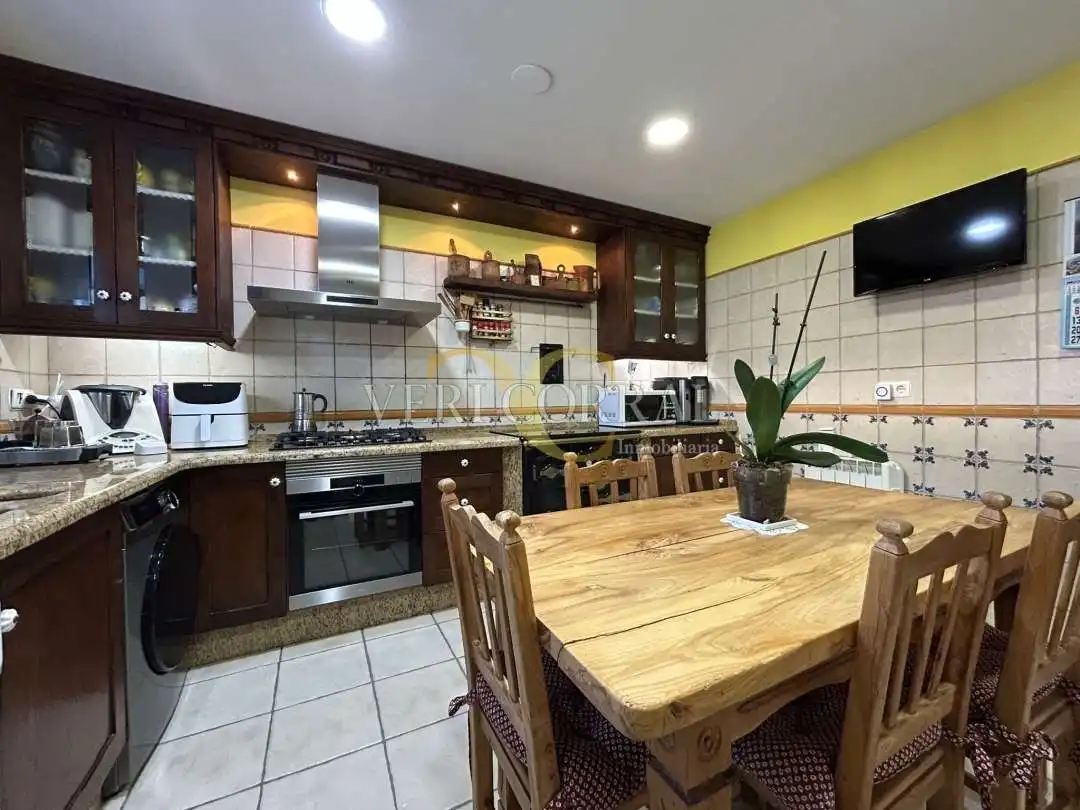 Cocina de Casa o chalet en venta en Llanes con Calefacción, Jardín privado y Terraza