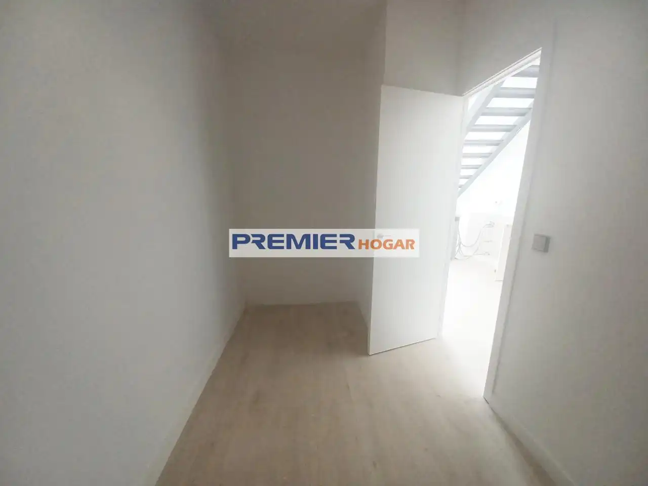 Dúplex con jardín en venta en Calle Arquímedes, imagen 18