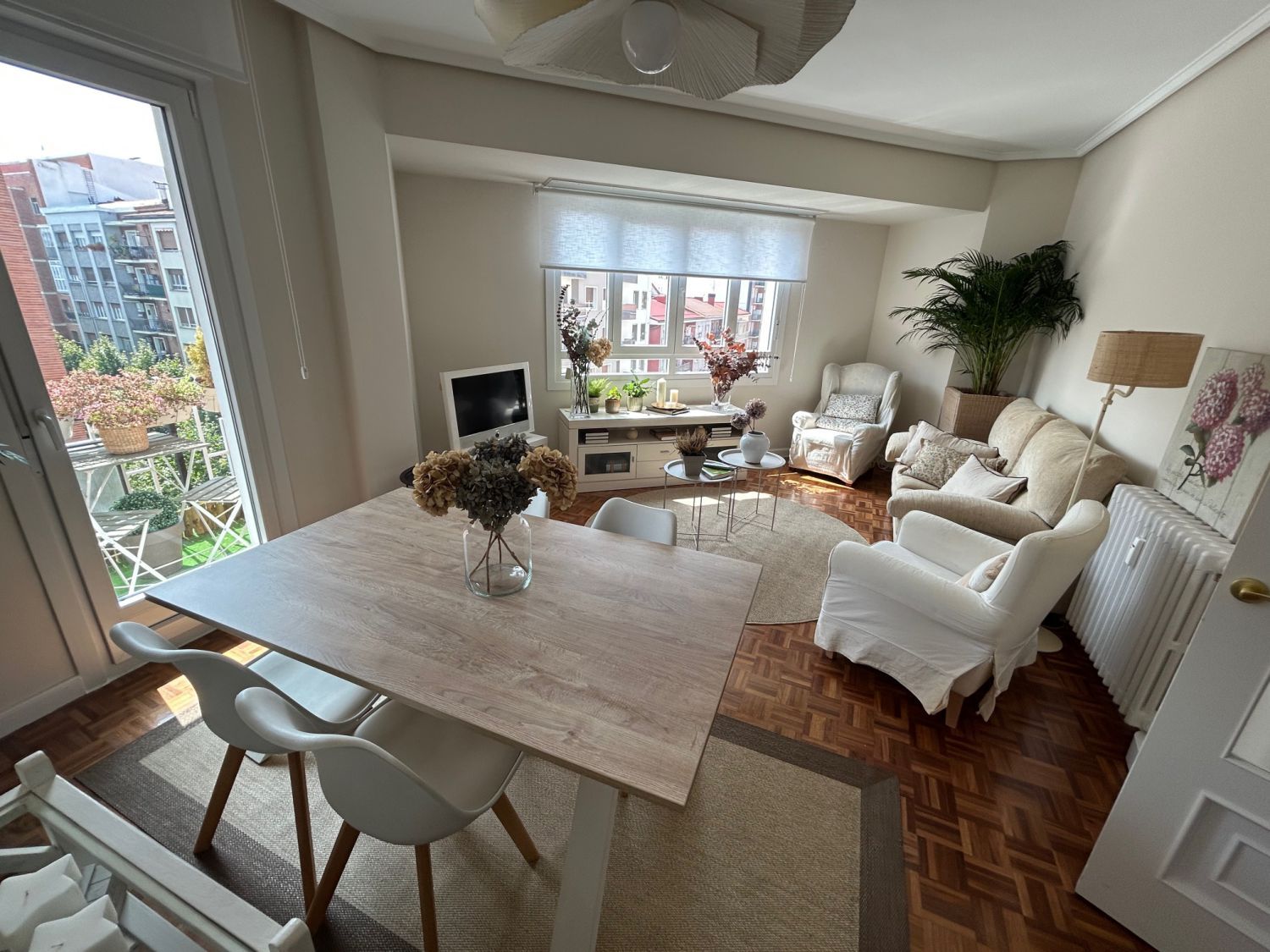 Comedor de Piso de alquiler en Vitoria - Gasteiz con Calefacción, Parquet y Terraza