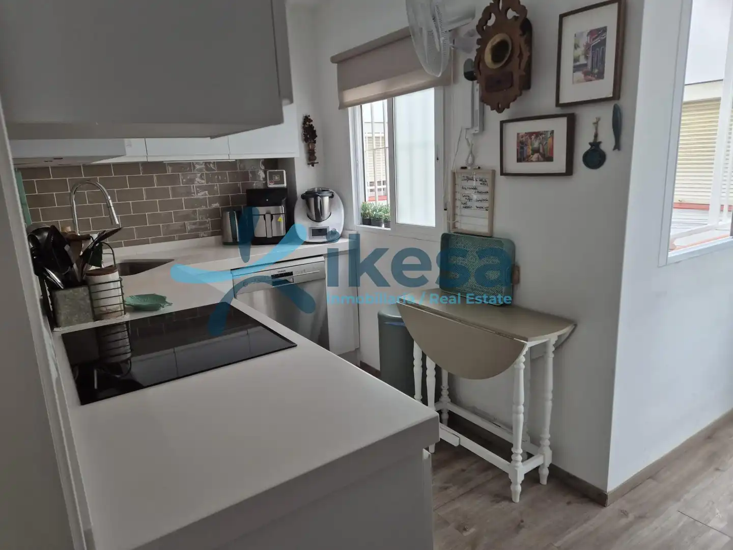 Kitchen of Flat for sale in Sevilla