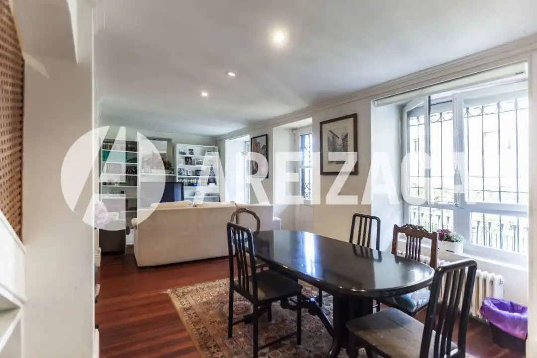 Comedor de Casa o chalet en venta en Donostia - San Sebastián  con Calefacción, Jardín privado y Terraza