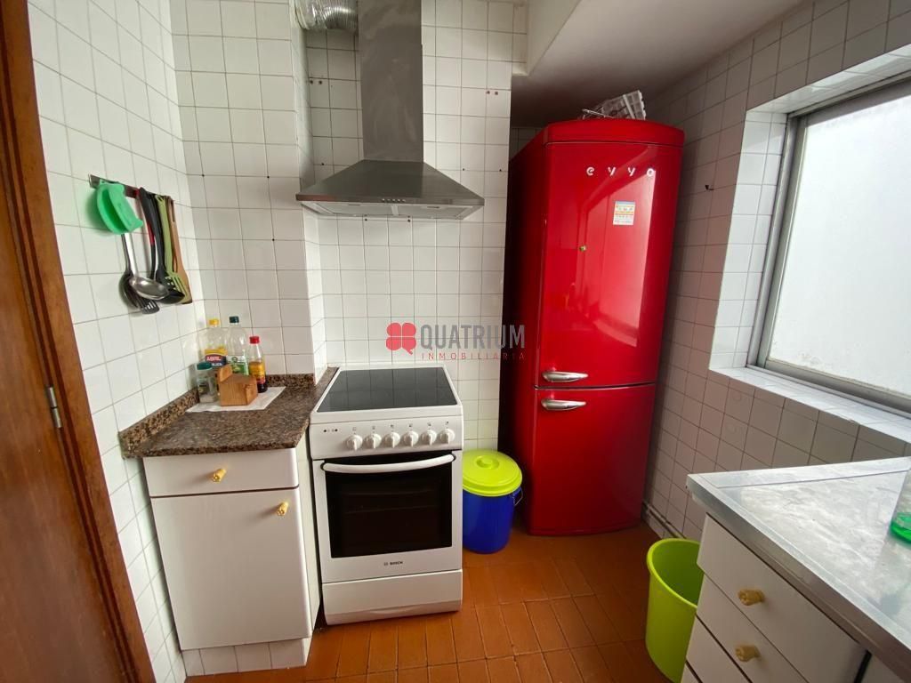Flat to rent in Rúa Do Xeneral Pardiñas, Ensanche - Sar