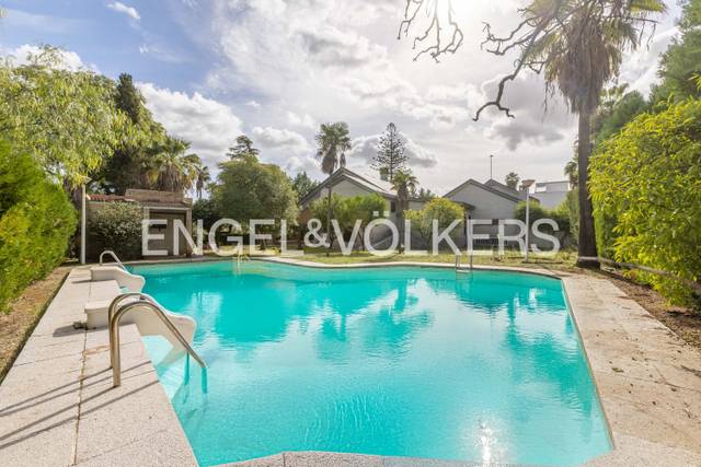 Casa-chalet en Venta en Santa Eufemia