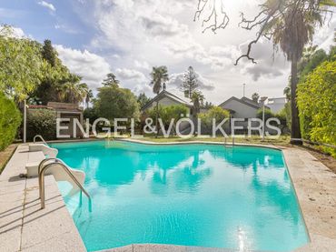 Haus mit Pool zum Verkauf in Santa Eufemia