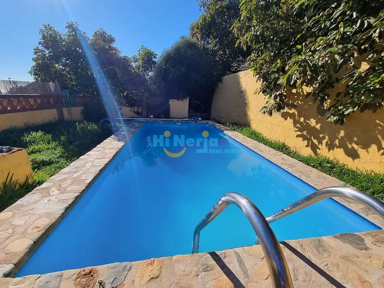 Piscina de Casa o chalet de alquiler en Nerja con Terraza, Piscina y Amueblado