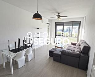 Living room of Flat to rent in Velilla de San Antonio  with Air Conditioner, Heating and Terrace
