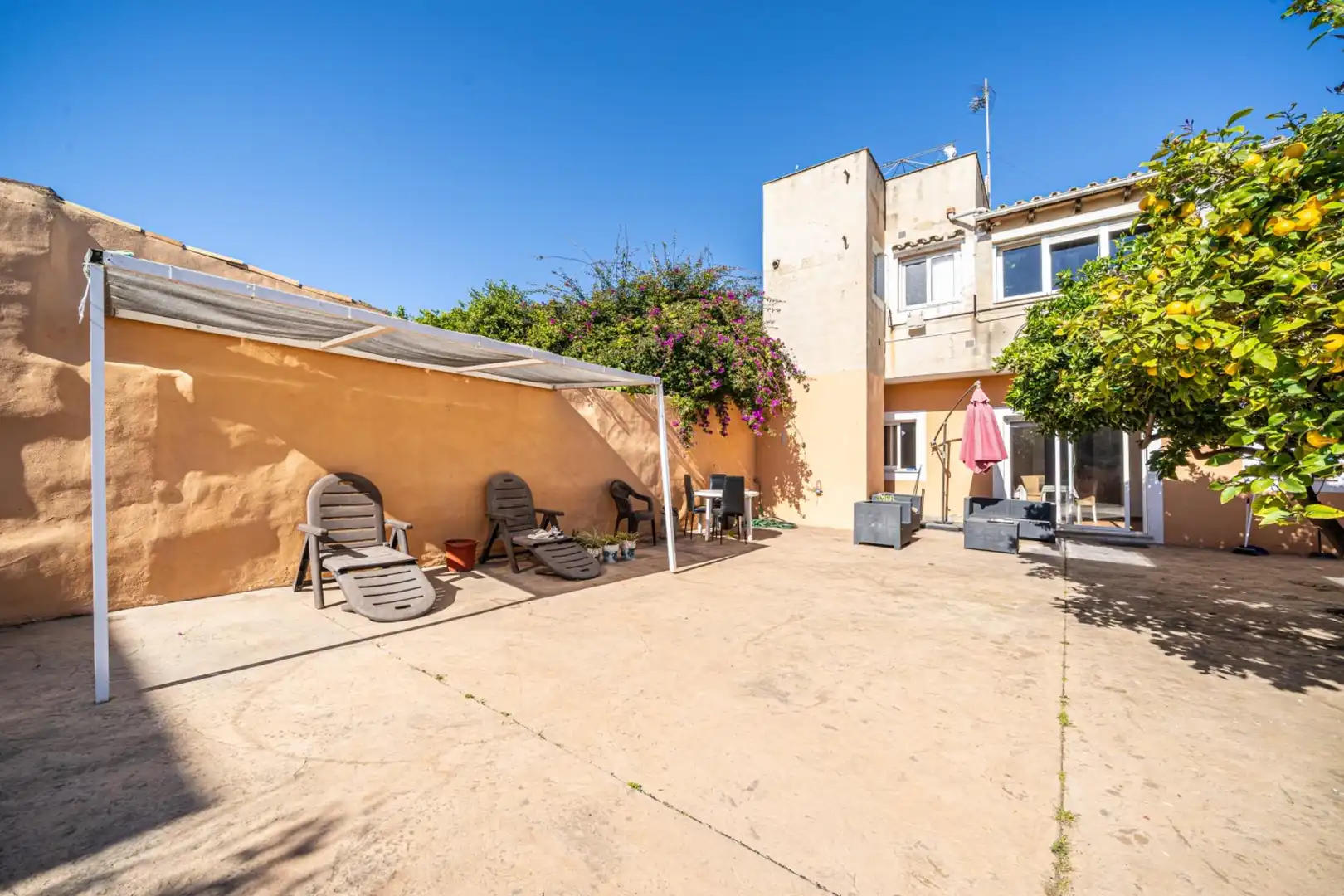 Jardí de Planta baixa en venda en  Palma de Mallorca amb Jardí privat, Terrassa i Moblat