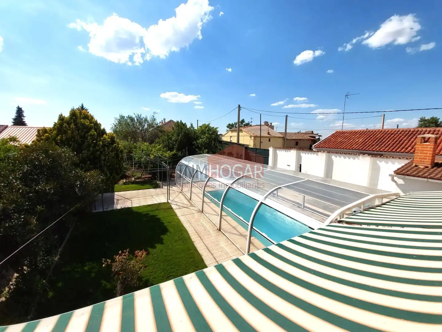Swimming pool of Houses for sale in Gutierre-Muñoz  with Heating, Private garden and Storage room