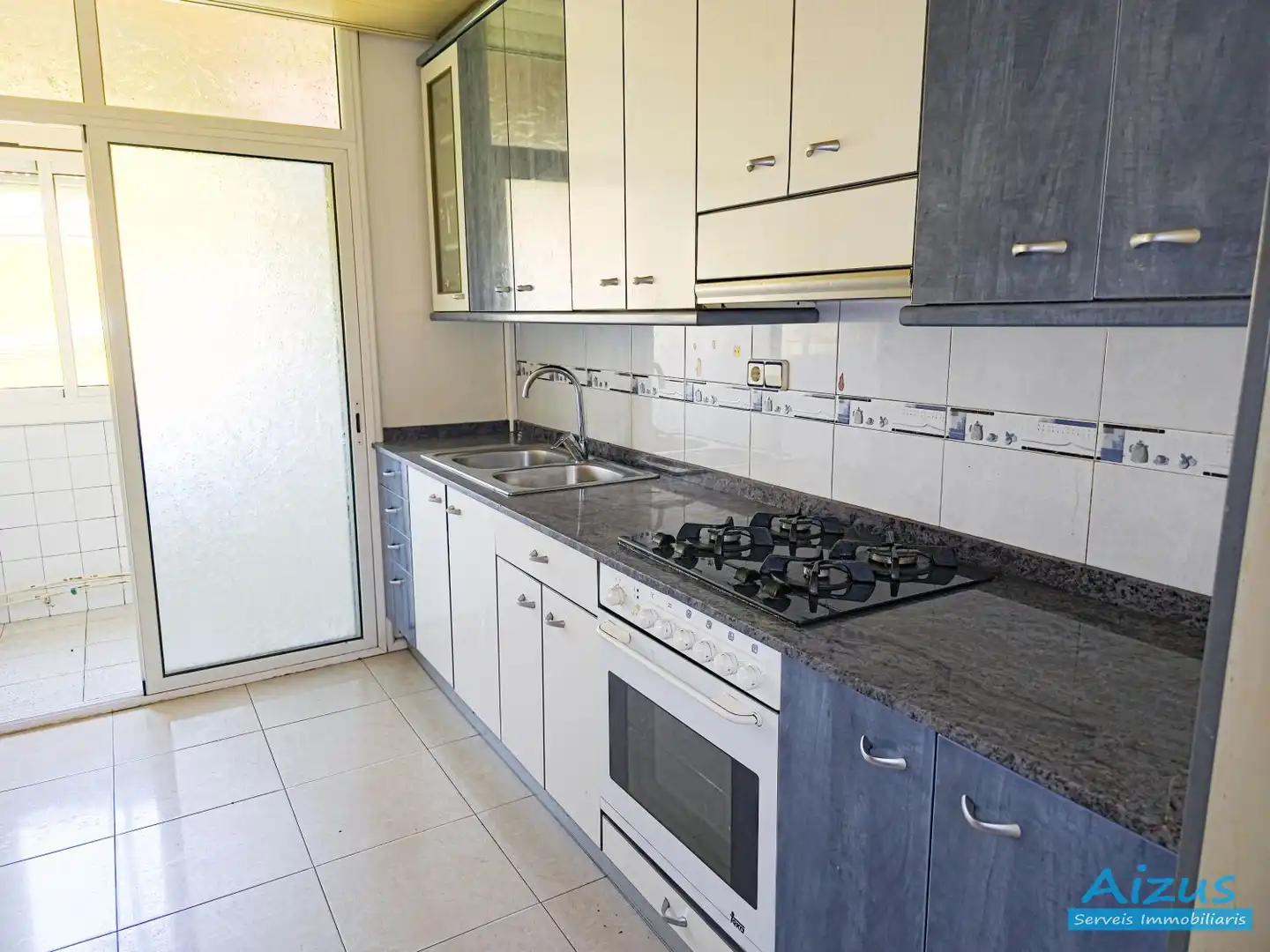 Cocina de Dúplex en venta en Mollet del Vallès con Balcón