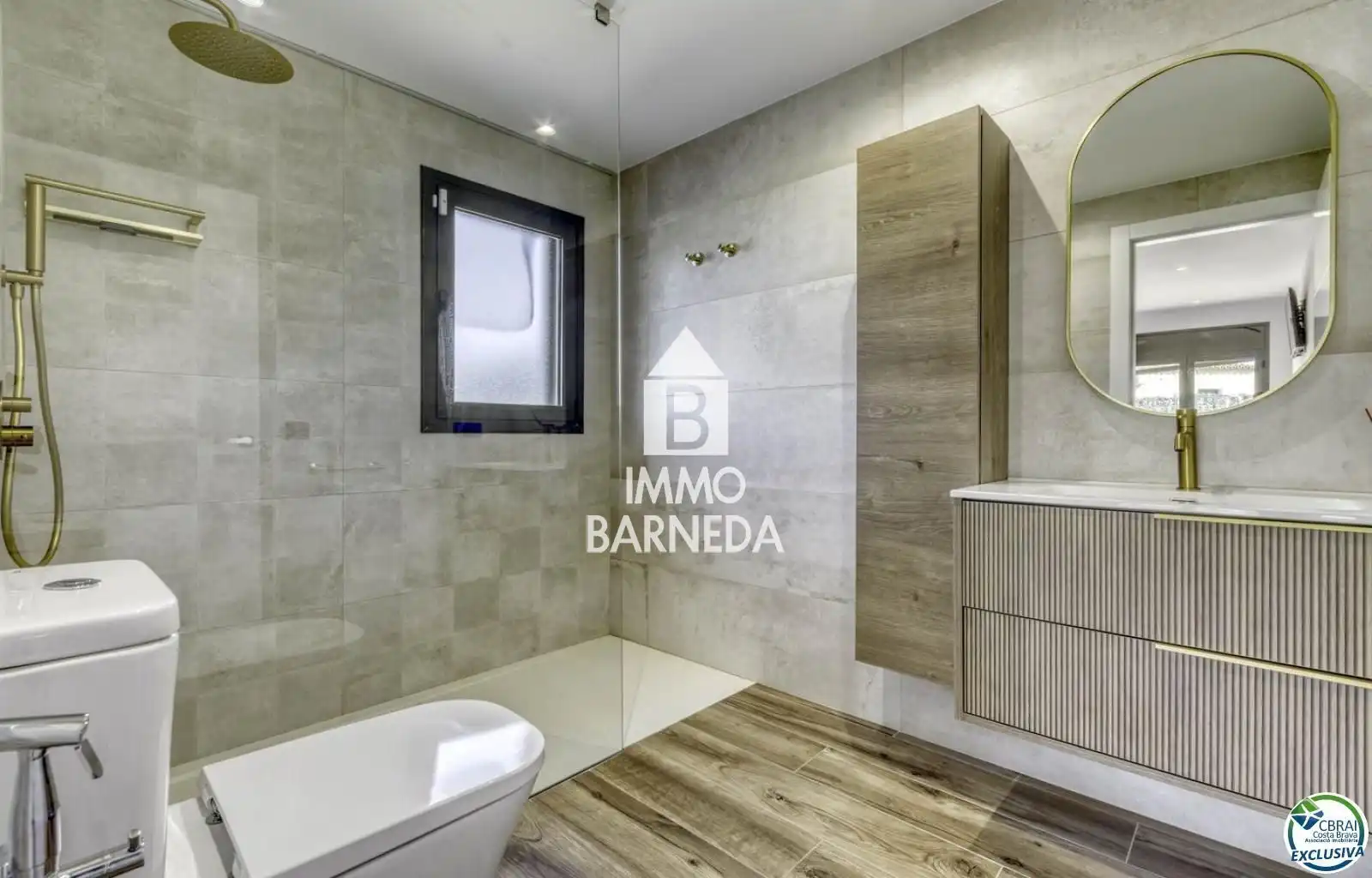 Bathroom of Houses for sale in Cistella  with Air Conditioner, Heating and Swimming Pool
