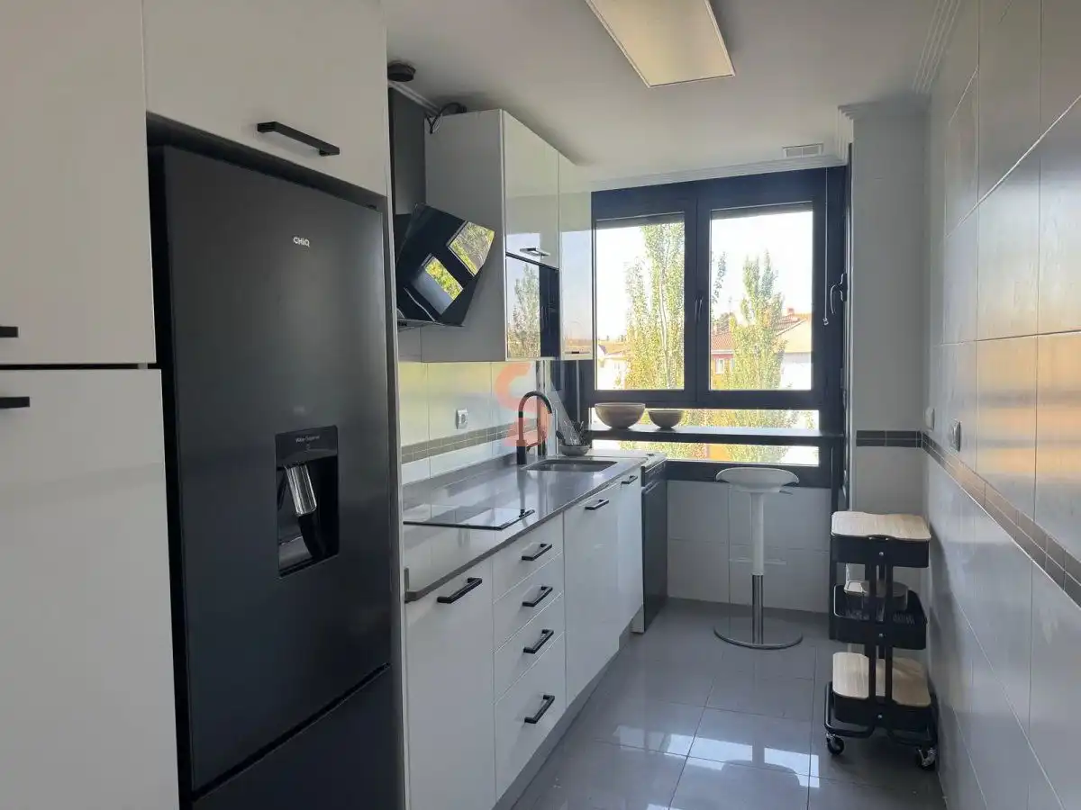 Küche von Wohnung zur Miete in Valladolid mit Heizung, Möbliert und Gemeinschaftspool