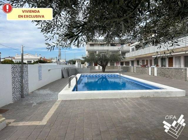 Piso en Venta en Calle BENICARLO (DE) en Cala del Puntal