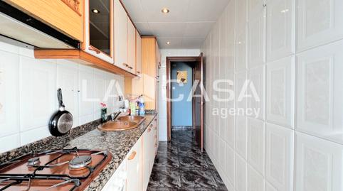 Foto 5 de Pis en venda a Carrer de la Democràcia, Llefià, Badalona