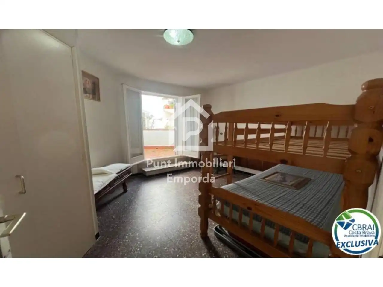 Habitación de Apartamento en venta en Cadaqués con Amueblado