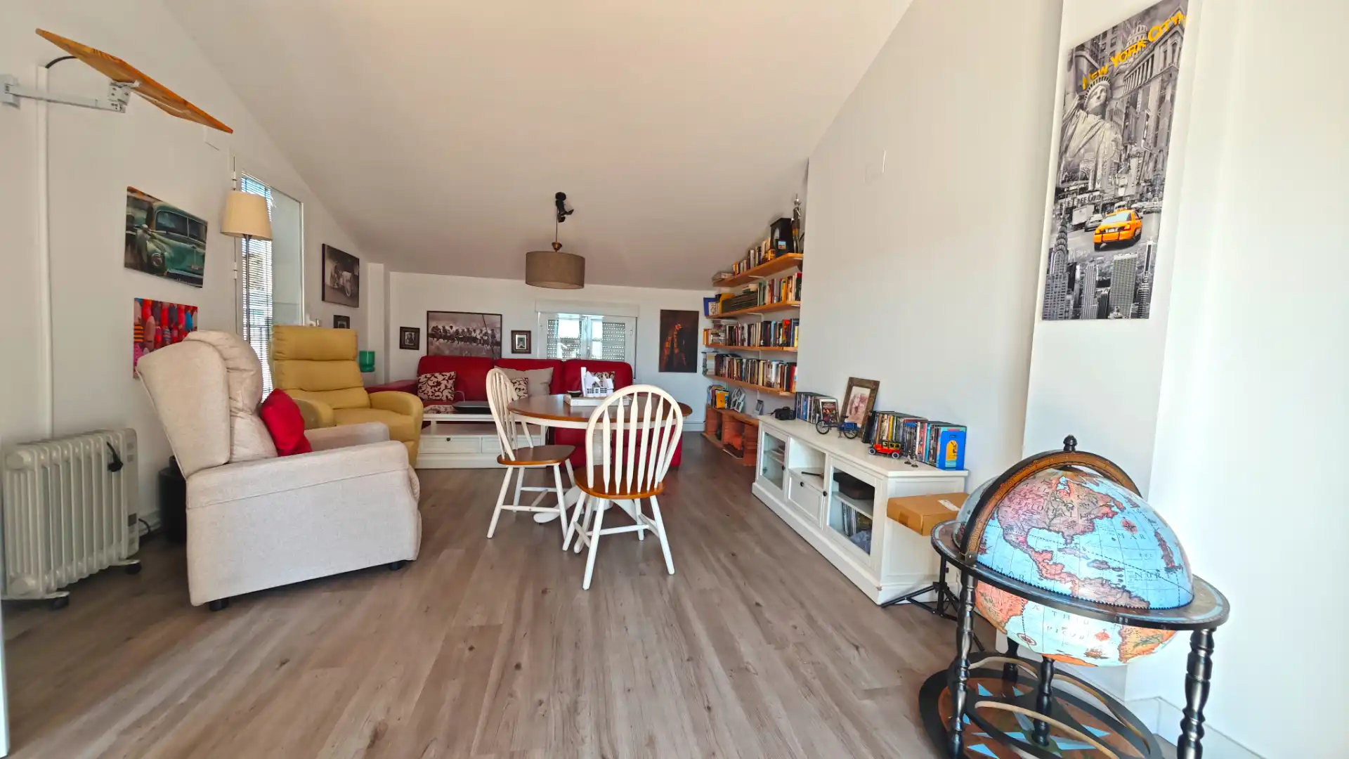 Sala d'estar de Casa adosada en venda en Don Benito amb Aire condicionat, Calefacció i Jardí privat