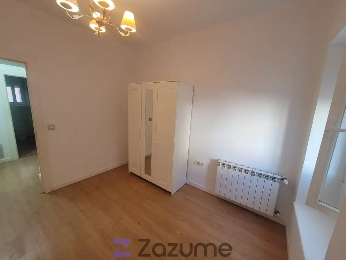 Schlafzimmer von Wohnung zur Miete in Segovia mit Heizung, Parkett und Möbliert