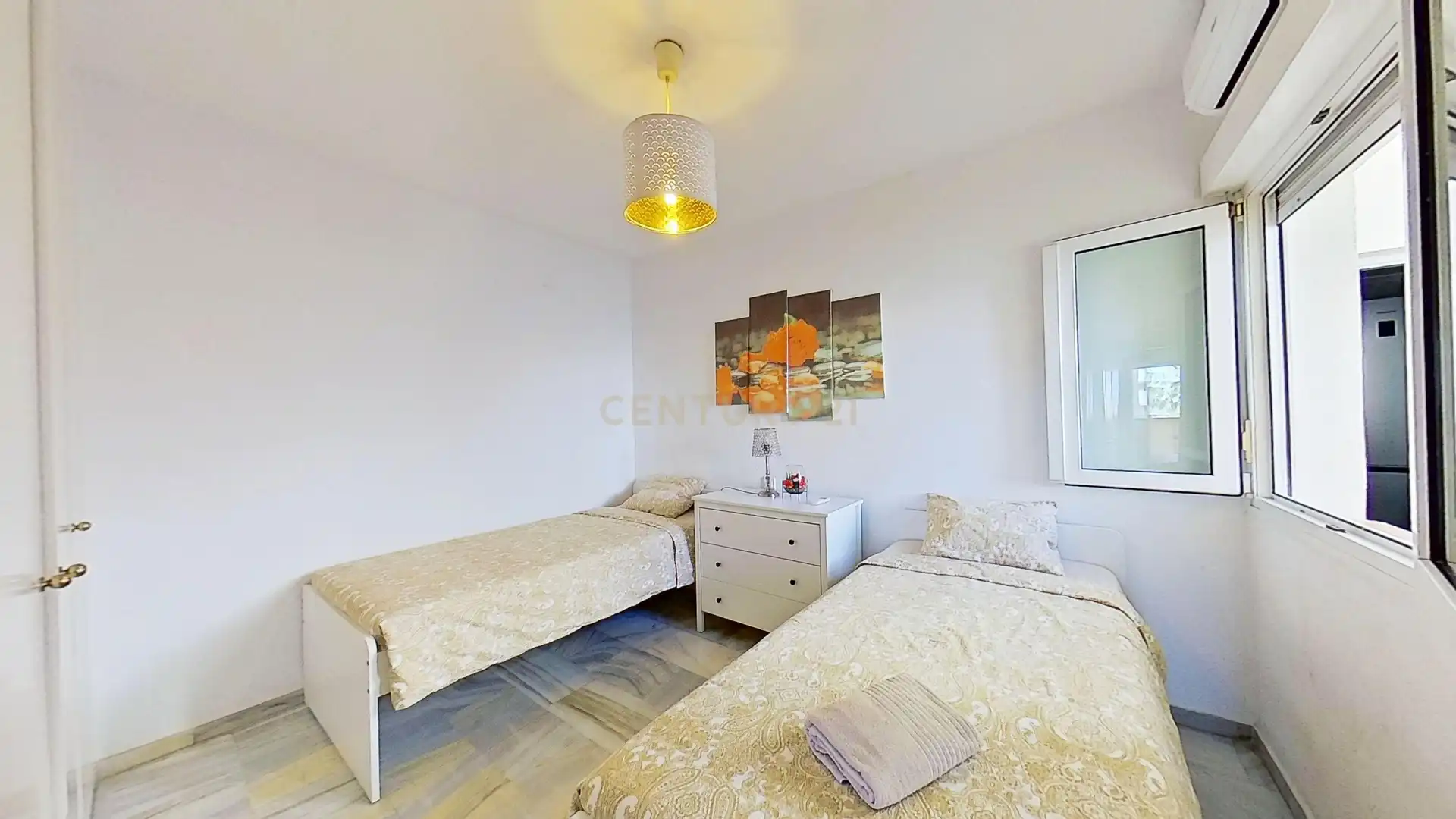 Habitación de Piso en venta en Benalmádena con Aire acondicionado, Trastero y Horno