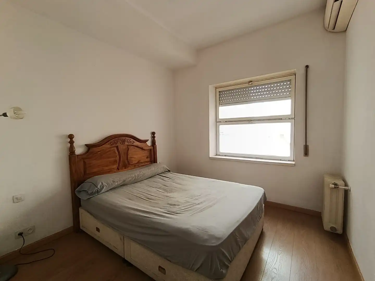 Schlafzimmer von Wohnung zur Miete in Madrid mit Klimaanlage, Heizung und Parkett
